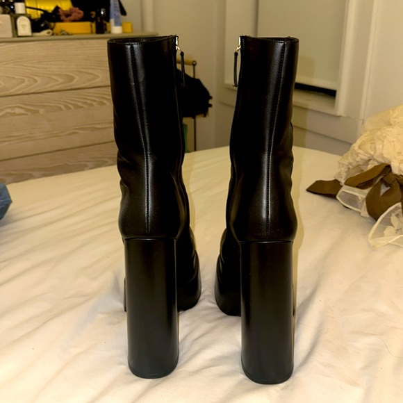 Versace Aevitas platforms, size 39 great condition. - Picture 3 of 3